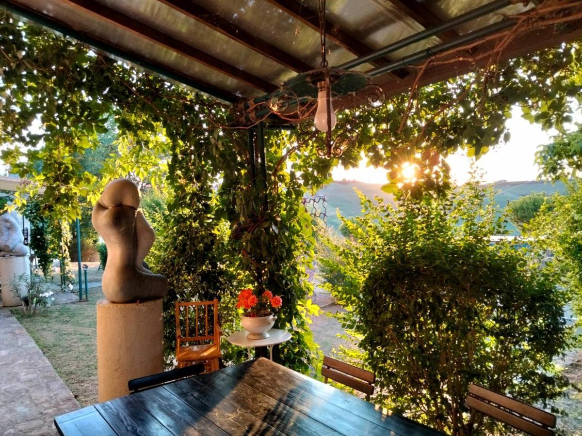 "La Casa Degli Ulivi Art B&B" Trecastelli Εξωτερικό φωτογραφία